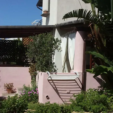 Salina Acroeoliano In Holiday home